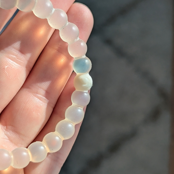 Live Lokai Classic Bracelet - Picture 4 of 5